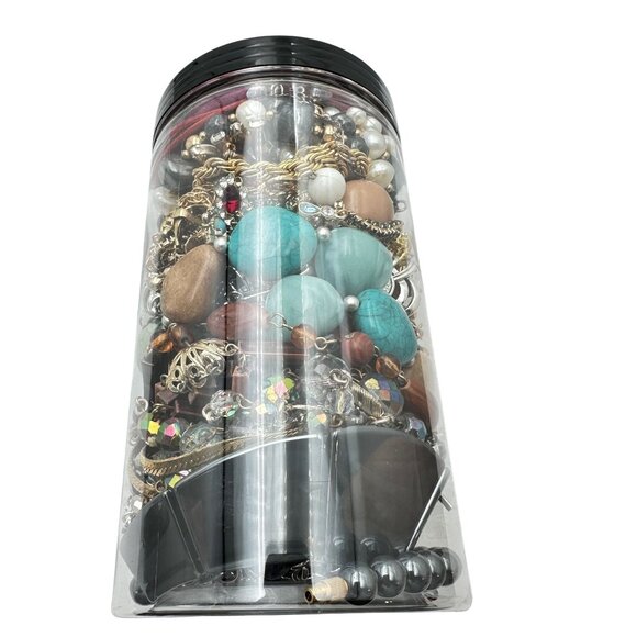 Mystery Jewelry Jar #1034 Wearable Quality Pieces 2lbs Necklace Bracelet Earring - Picture 3 of 4